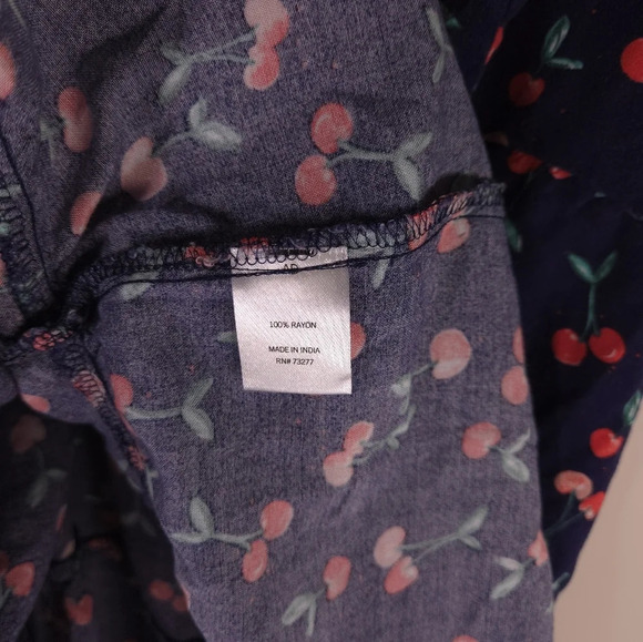 Evri‎ Blue Sleeveless Blouse Tiered Cherries Tassel Ties Size 1X - Picture 3 of 5